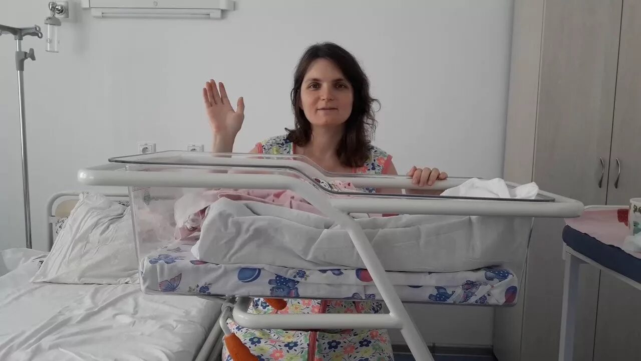 Алиса я рожаю что мне делать. Алиса я родила. Алиса гогосова вредина лайф. Алиса я родила. Мать принца филиппа.