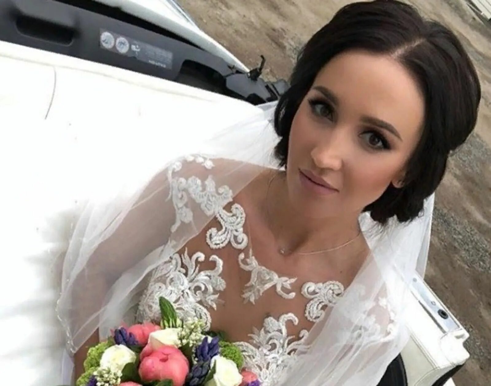 Вышла замуж за грузчика. Свадебное платье Ольги Бузовой. Бузова невеста.