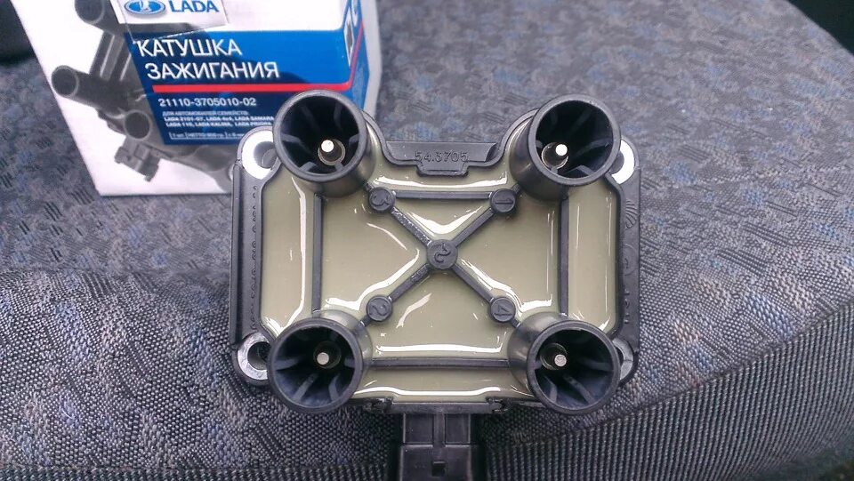 Модуль зажигания ваз 2114 8 клапанов. Модуль зажигания на ваз 21 14. Модуль зажигания ваз 2114 8 калпанач. Модуль катушки зажигания ваз 2114. Модуль зажигания ваз 2115.