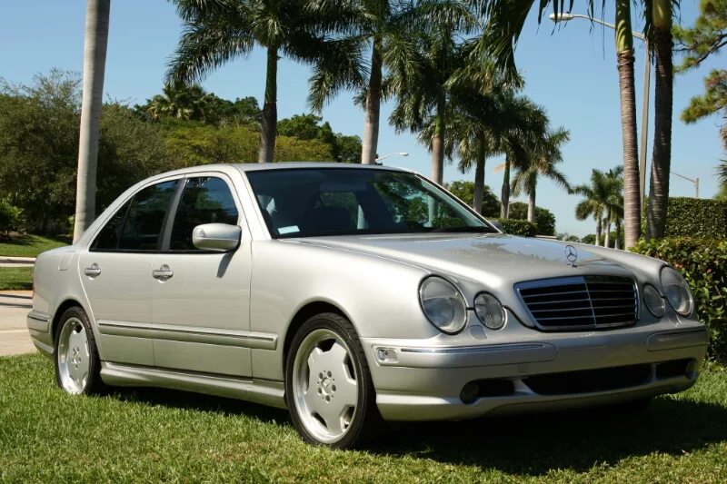 Мерседес е класс 2002. Mercedes Benz e 2002. Mercedes Benz 2002. Мерседес Бенц е класс 2002.