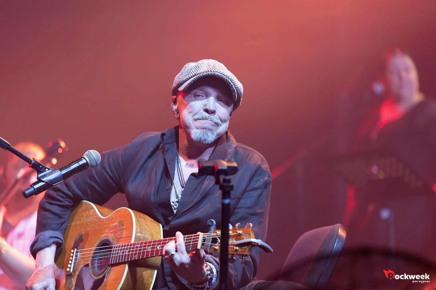 Гарик сукачев 2021. Garik soukatchev гарик сукачёв. Garik soukatchev гарик сукачёв. Гарик сукачев 1994. Гарик сукачев лет.