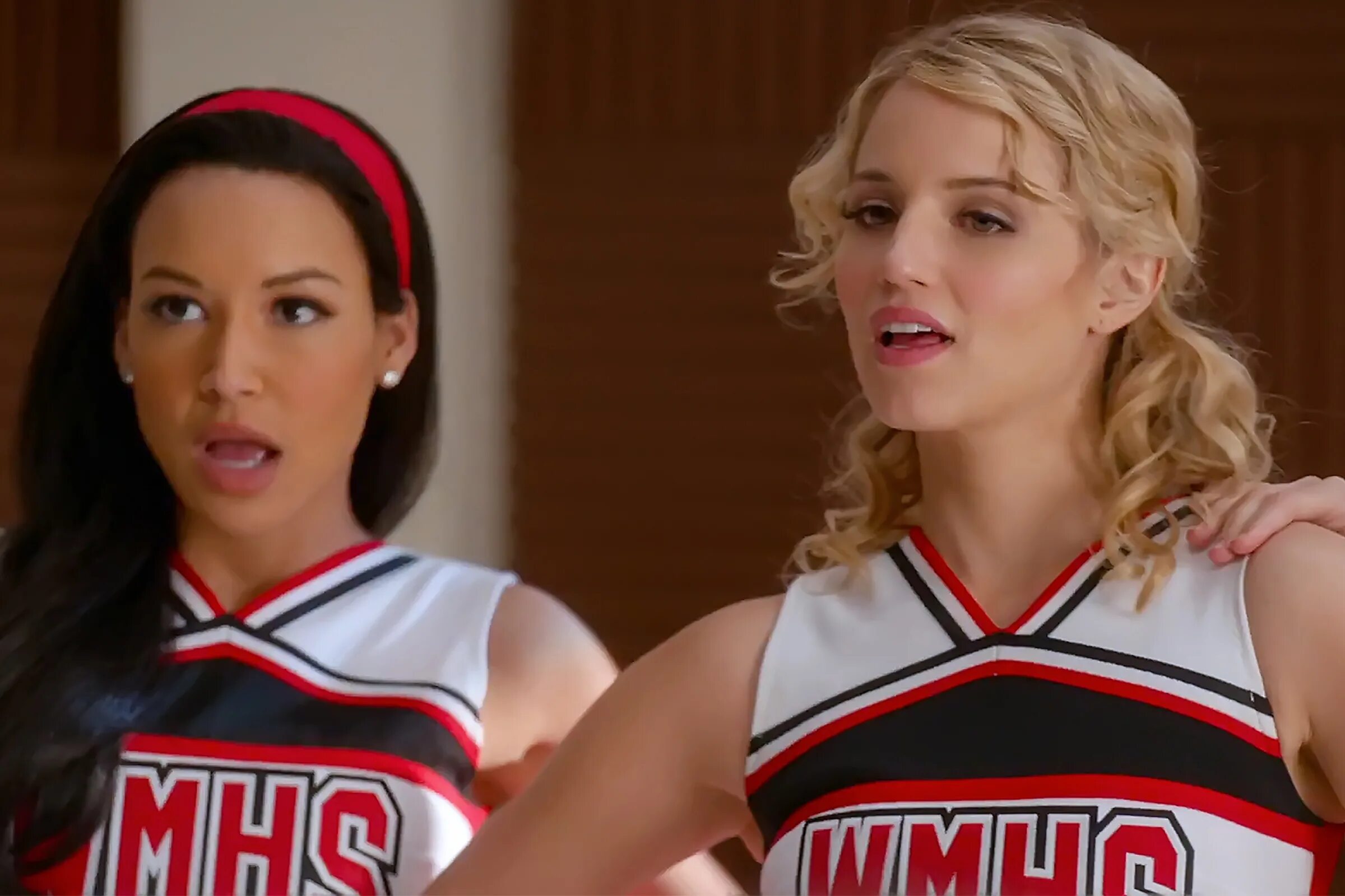 Quinn cast. Glee noah puckerman. Cup full of glee. Quinn cast 4603. Quinn cast.