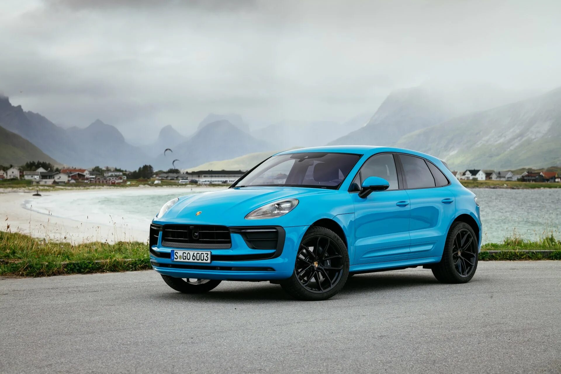 Макан образом. Porsche Macan 2021. Porsche Macan 2022. Porshe Macan 2021. Порше Макан 2021.