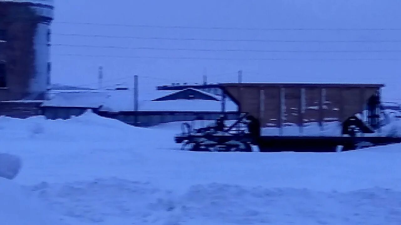 Погода воркута сайт аэропорт. Январь в Воркуте погода. Погода в Воркуте град аэропорт. Воркута погода. Стих про Воркуту короткий.