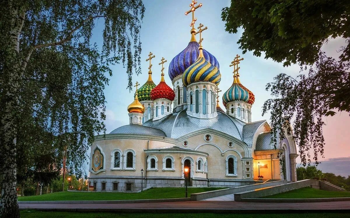 Благовещенский храм в Переделкино. Соборный храм благоверного князя Игоря Черниговского. Красивый храм в Переделкино. Храм Игоря Черниговского г. Владивосток. И соборов есть также