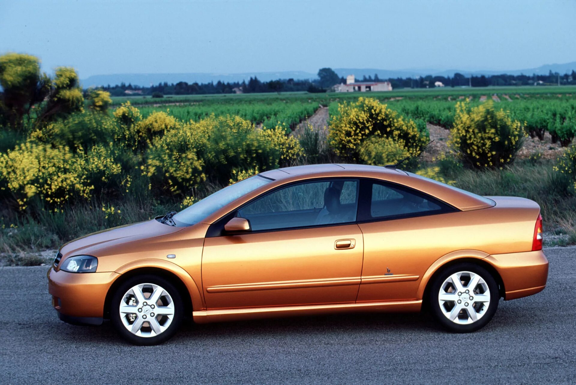 Купе 2000 годов. Opel Astra Coupe 2000. Opel Astra g 2000 купе. Opel Astra Bertone Coupe.