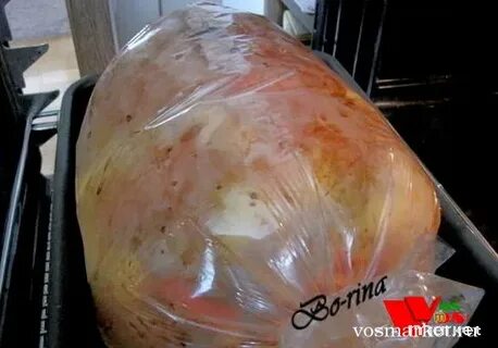 Шея в рукаве в духовке целым куском