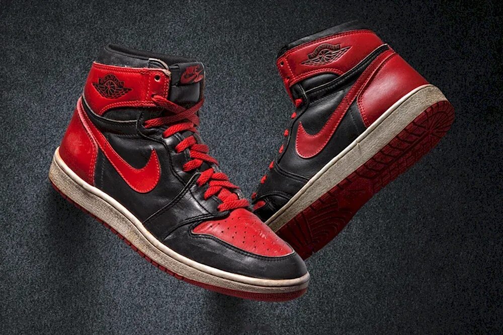 Nike air jordan 32 low. Nike retro jordan 1 high og chicago. Джорданы американские. Nike air jordan 1 retro chicago. Джорданы американские.