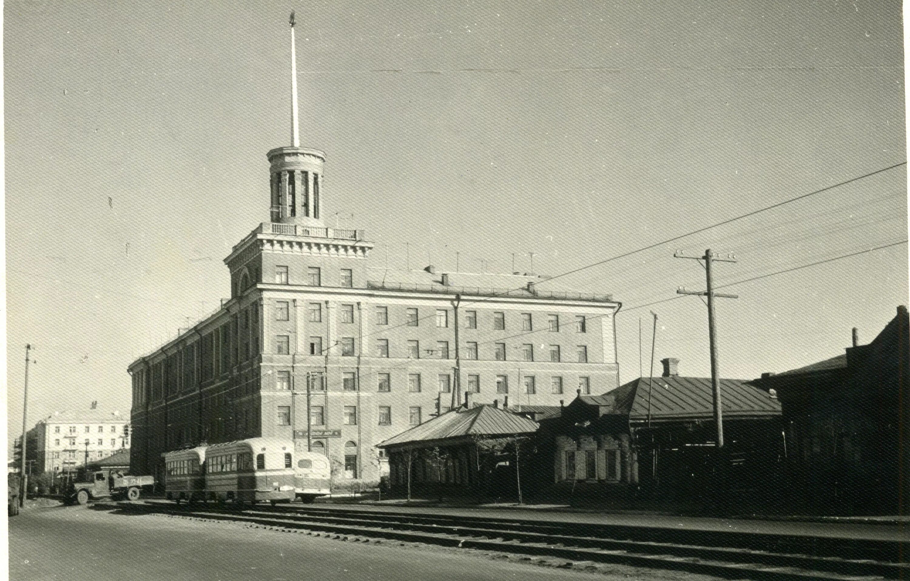 Сайт старый омск. Омск проспект Маркса 1950. Омск в 1950 Маркса.