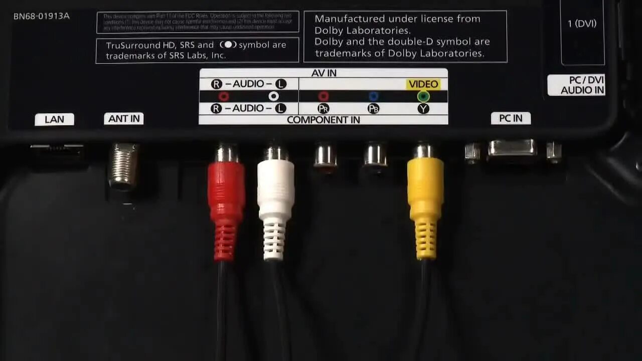 Av телевизор как подключить. Переходник av для телевизора самсунг. Component in на телевизоре Samsung переходник. Av сигнал в ТВ самсунг. Компонент кабель для телевизора самсунг.