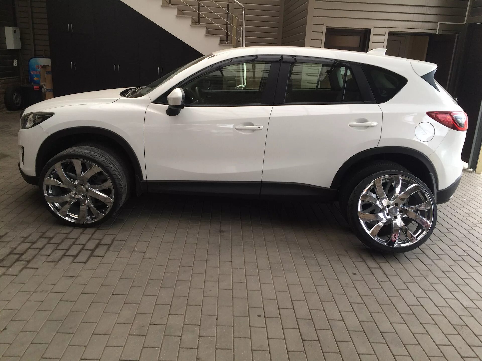 Mazda CX-5 r22. Cx5 r20. Mazda CX 5 диски r22. Мазда cx5 на 20 дисках. Мазда сх 5 радиус