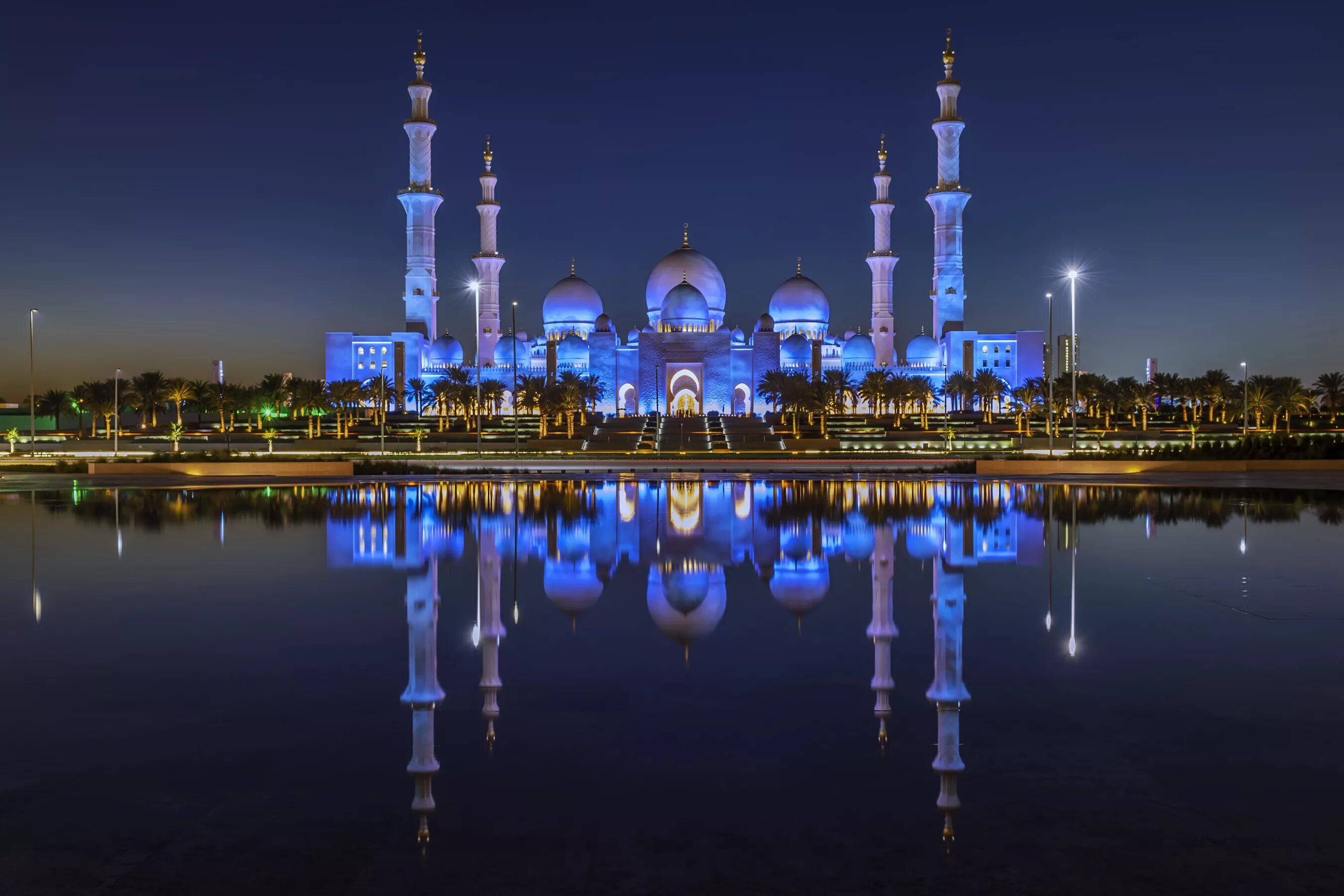 Абу-Даби. Мечеть Абу Даби ночью. Объединённые арабские эмираты Абу-Даби. Абу-Даби (эммират) города ОАЭ.
