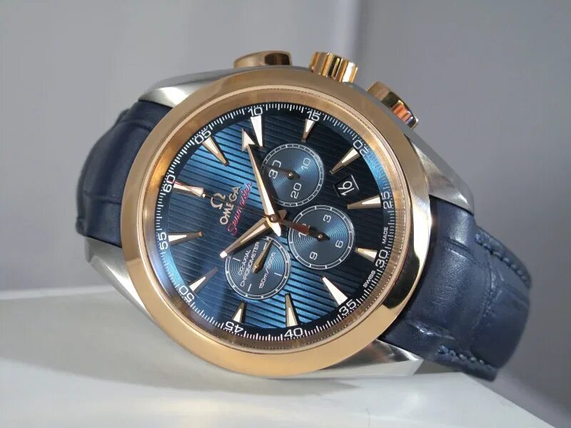 Магазин часов омега. Omega Aqua Terra Chronograph 44mm. Омега скелетон. Часы Омега мужские 8022. Часы Omega 920408.