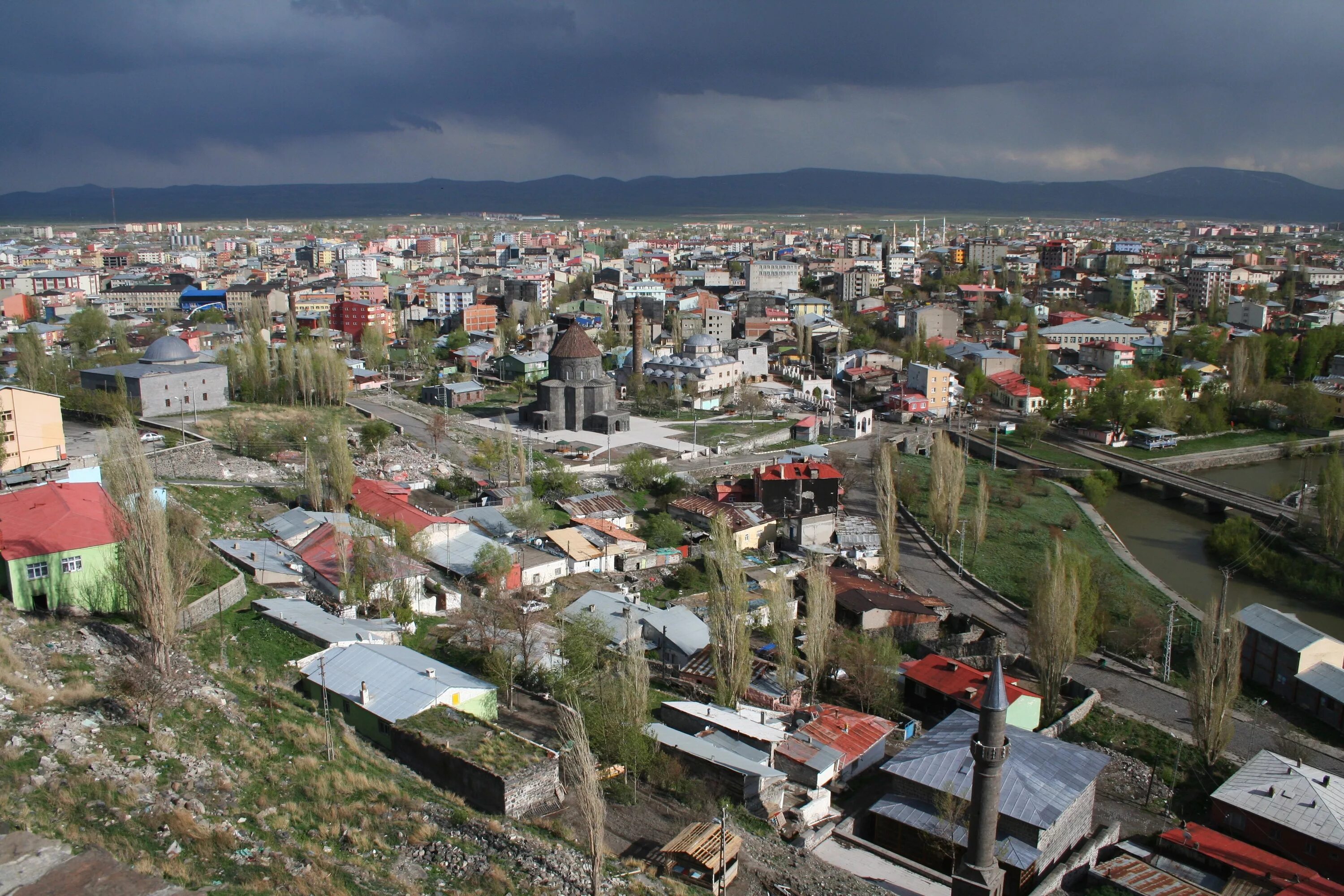 Г карс. Kars Турция. Карс Армения. Карс город в Армении. Город карс Турция фото.