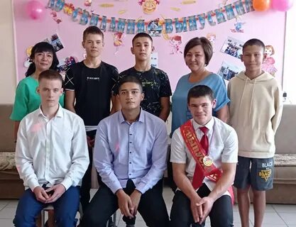 Выпускники детских домов