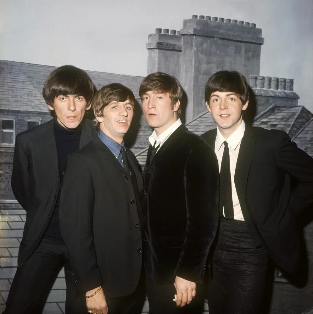 Группа the beatles состав. Битлз 1964. Группа the Beatles. Участники гр.Битлз. Состав группы Beatles.