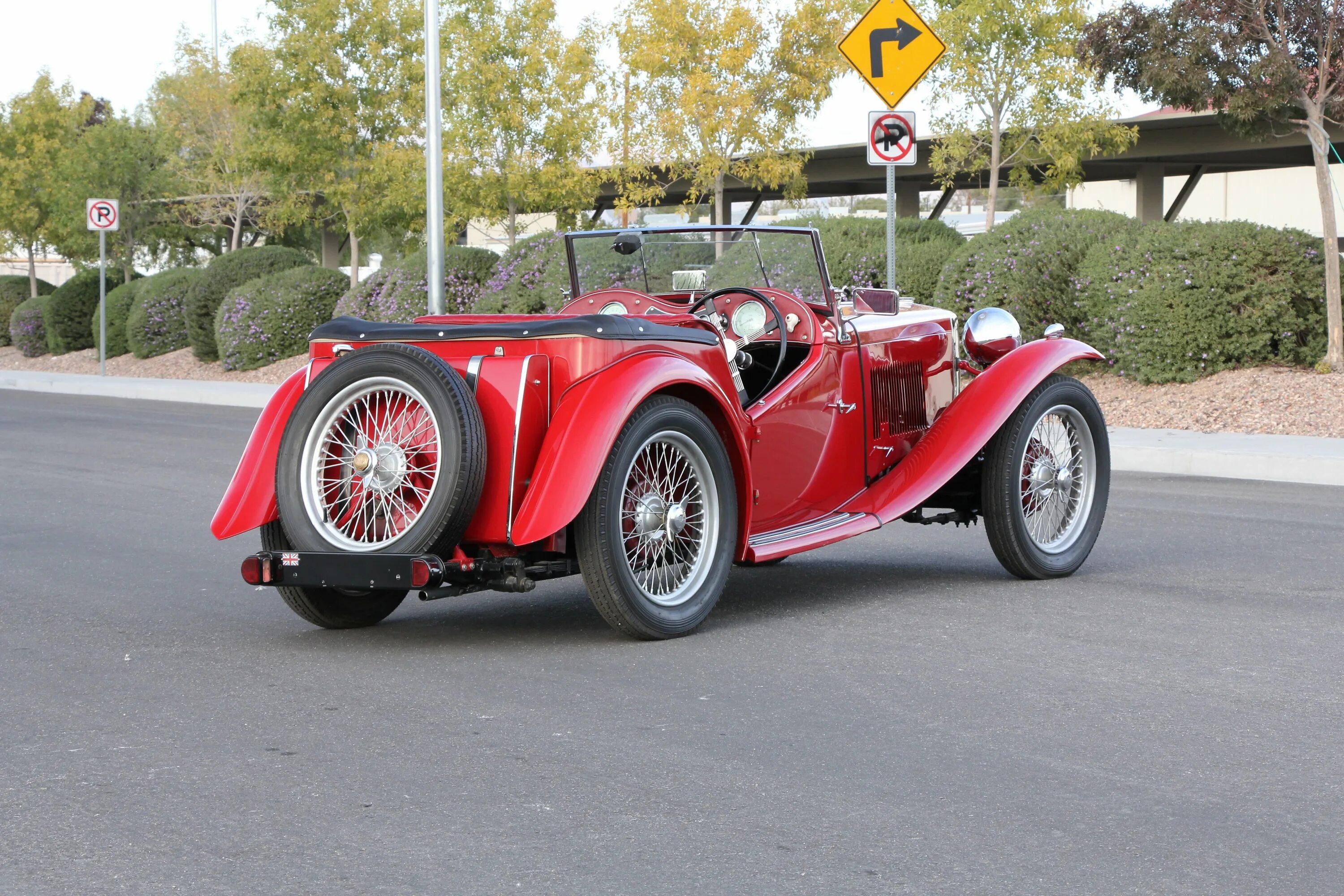 Mg tc. Mg midget автомобиль. Mg автомобиль старый. Buick 1908. Mg tc.