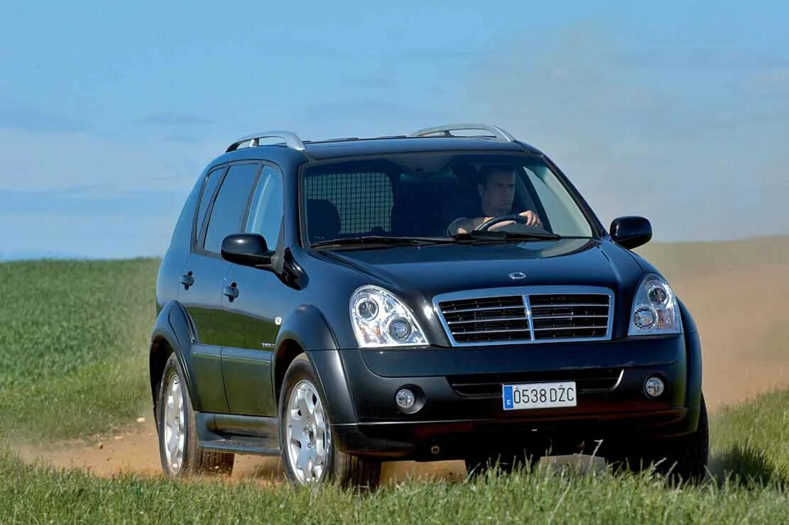 Саньенг рекстон 2008. Ссанг Йонг Rexton. SSANGYONG Rexton 2008. SSANGYONG Rexton 1 поколение Рестайлинг. SSANGYONG Rexton 2004.