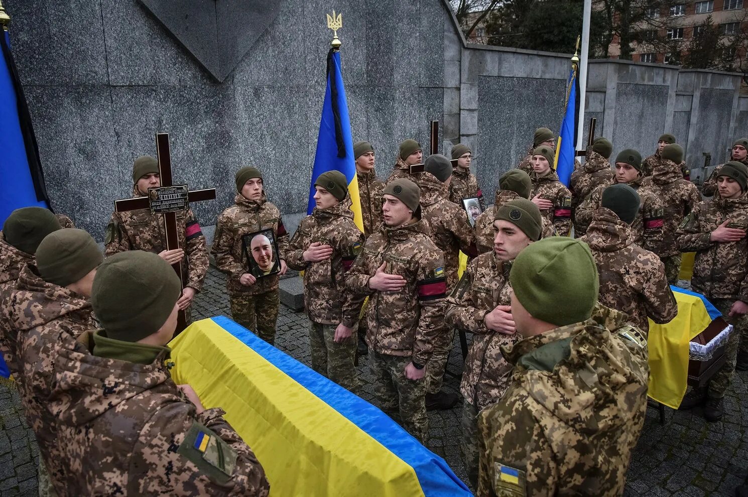 Потери всу за время сво. Залужный ВСУ. Украинские военные.