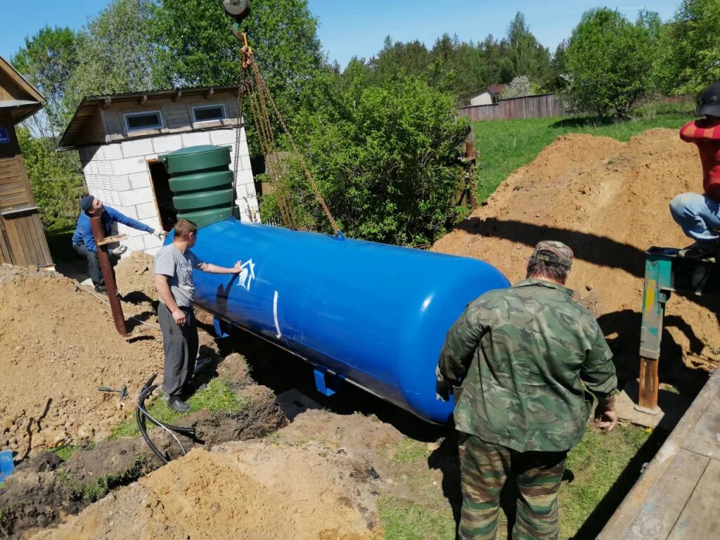 Газгольдер дома отзывы. Газгольдер автономная газификация 5 м3. Газгольдер медведь +3100. Газгольдер подземный 3000 литров. Вертикальный Газгольдер 2200.