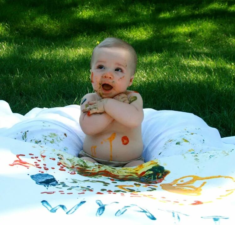 Красивые дети с задумчивыми лицами. Can do baby. Крик у доношенных новорожденных. Can do baby. Марии гмошинской.