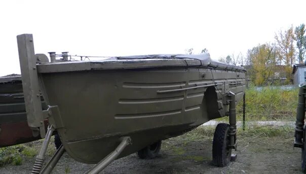 Катер бмк-130м. Бмк-130 буксирно-моторный катер. Катер бмк-130. Буксирно-моторный катер бмк. Буксирно-моторный катер бмк.