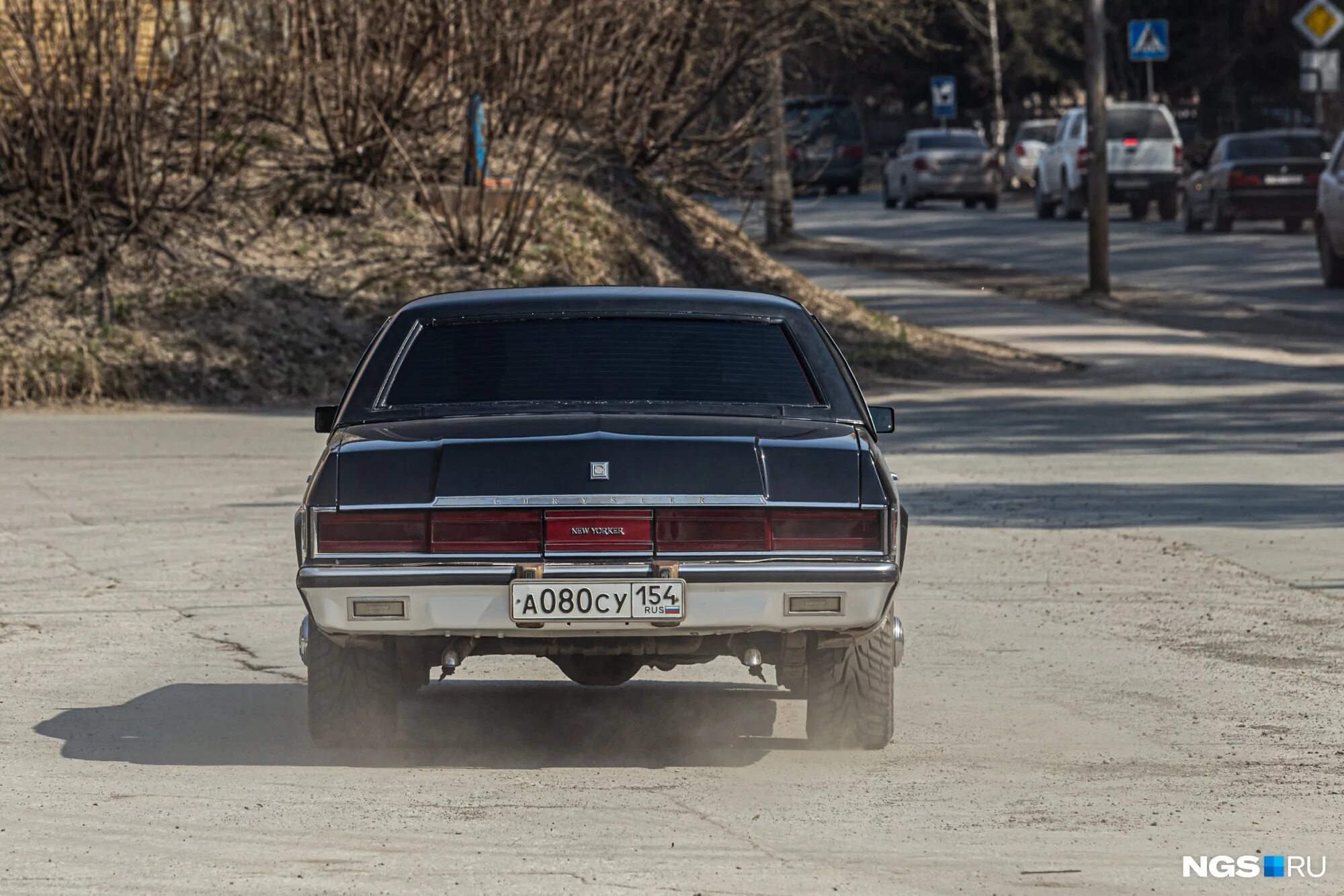 Chrysler New Yorker 1980. Крайслер Нью йоркер 1980. 40-Летний автомобиль. Тачка на миллион 2018