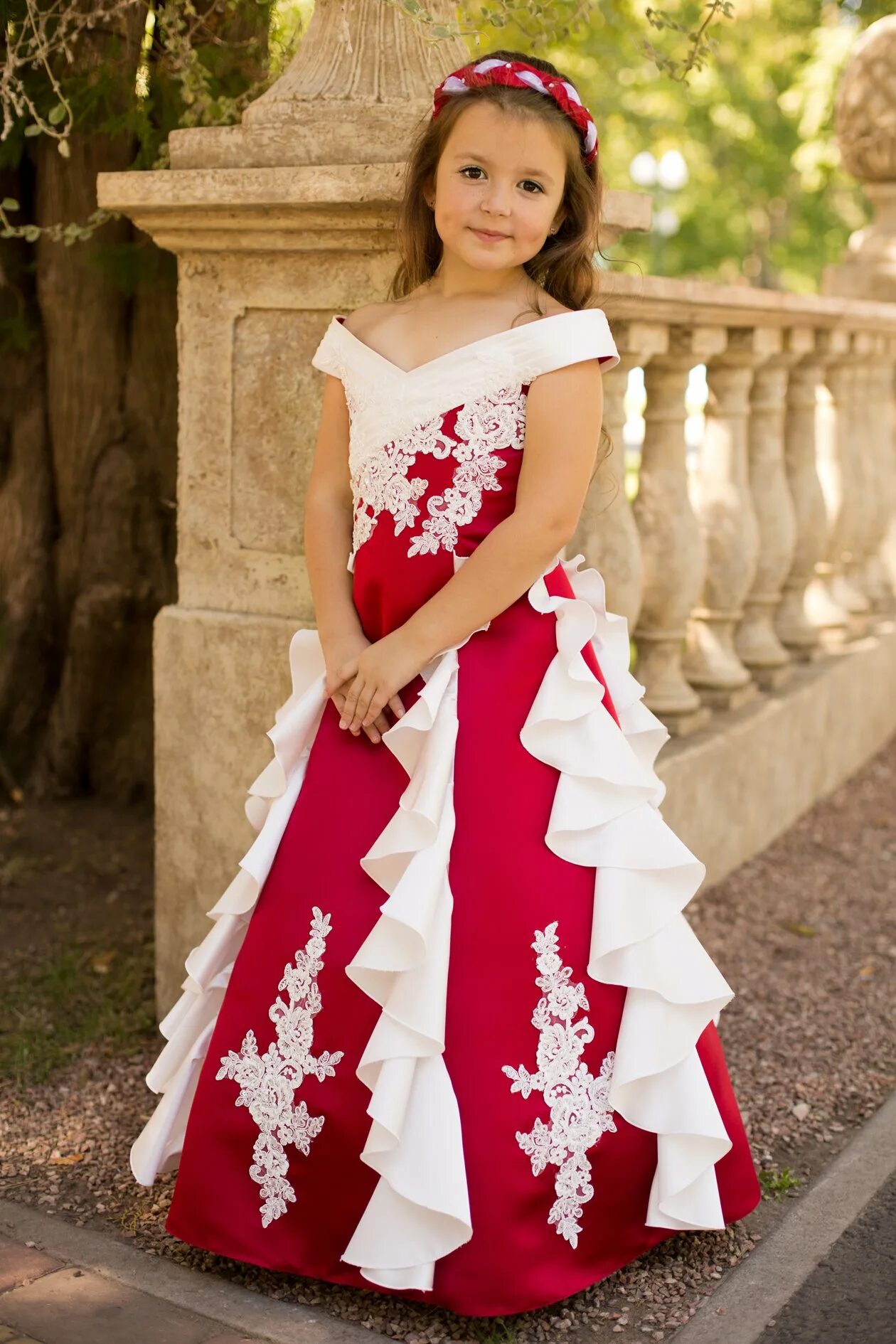 Платье на выпускной 4 класс. Платье для девочки на выпускной. Красивые детские платья. Платье на выпускной 4 класс. Девочки 4 класса.