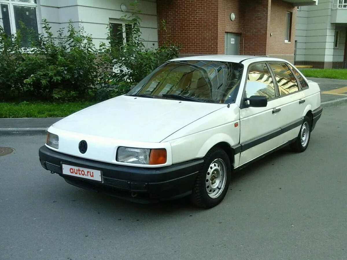 пассат 1. Volkswagen passat b3 90 года седан. Volkswagen passat 90 года. фольксваген пассат 90 в 3. фольксваген пассат 1993 года универсал.
