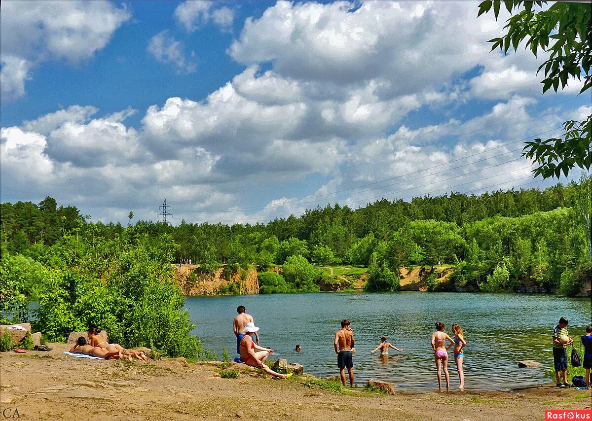 Дубровка купаться. Излучина реки киржач. Андреевский карьер калужская область. Аннино пляж. Дубровка киржач озеро.