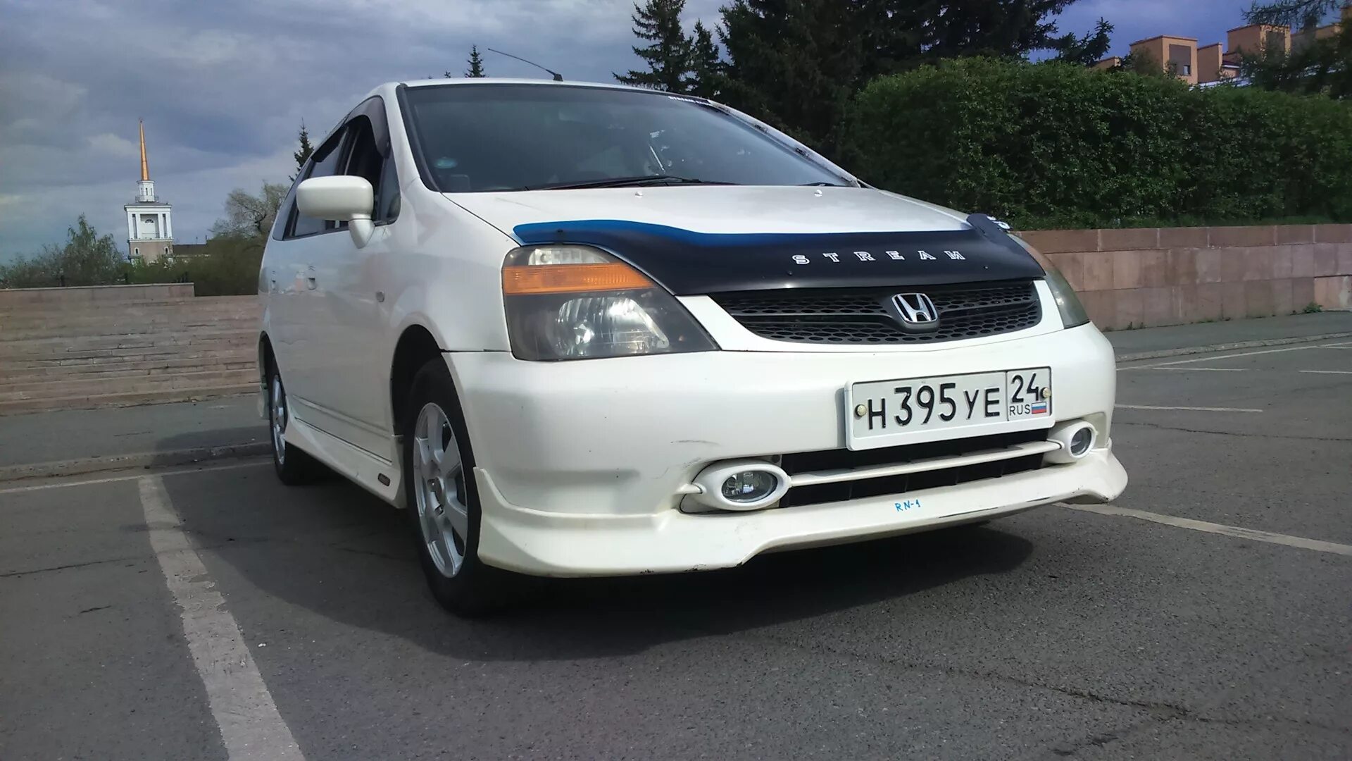 Рн стрим. Хонда стрим rn6 тонировка атермальная. Обвес хонда стрим рн1. R17 honda stream rn3. R17 honda stream rn3.