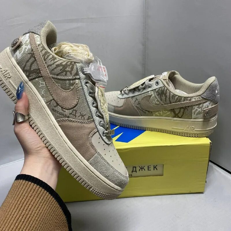 кроссовки кожа питона. Nike air force 1 travis scott кактус джек. Nike air force 1 x travis scott. Nike air force 1 кактус джек. Nike air force 1 кактус джек.