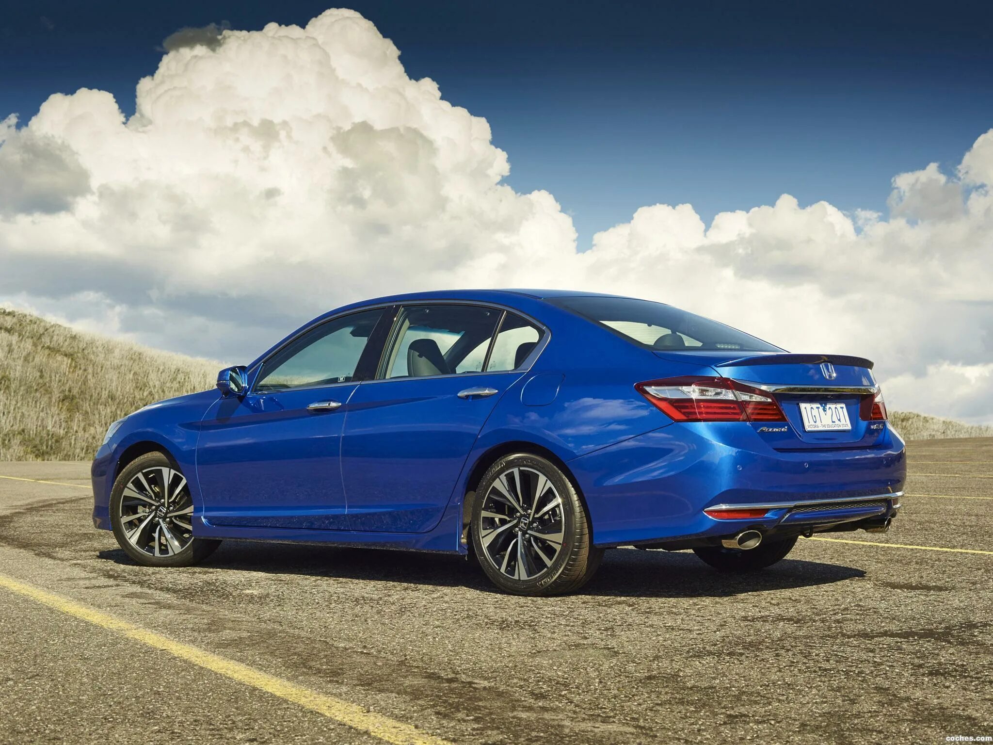 Accord v6. Honda accord 2016 euro. honda accord v. хонда аккорд 2016 года. хонда аккорд 2016 v6 турбо.