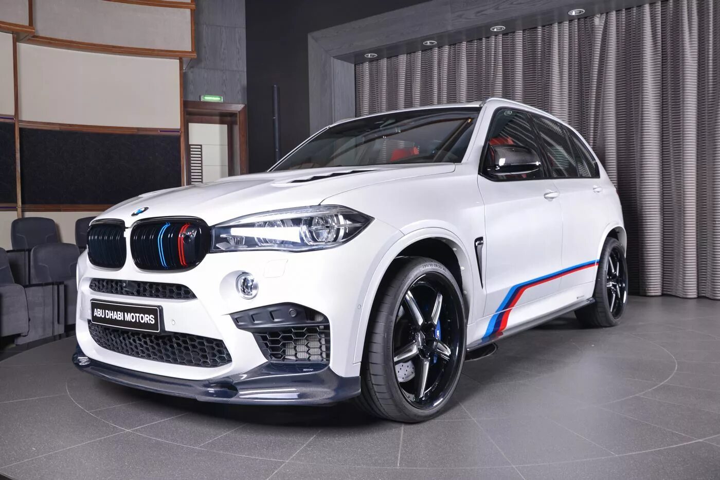 BMW x5m f85. BMW x5 m Sport. BMW x5 f85 m Performance. BMW x5m 2014.