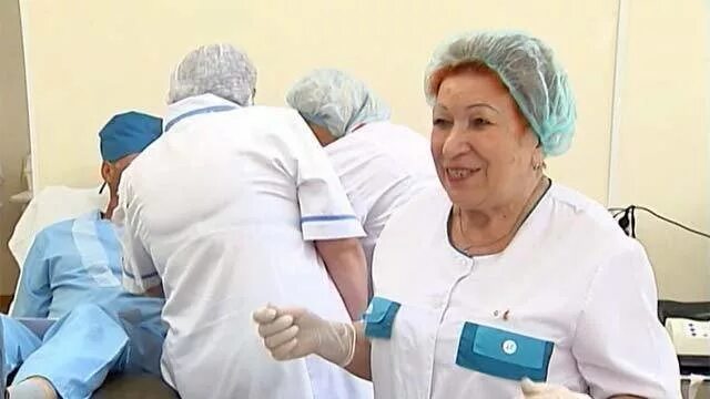 Конкурс медицинских сестер 2022 новосибирск. Медсестра белгород. Средний медицинский персонал. Махова альбина зурабовна врач-онколог. Медицинские сестры белгород.