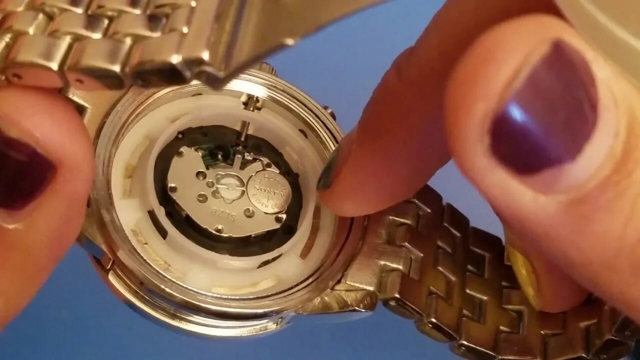 Часы Michael Kors mk5128. Батарейка на часы Michael Kors. Часы Michael Kors МК 8086. Замена батареи в часах