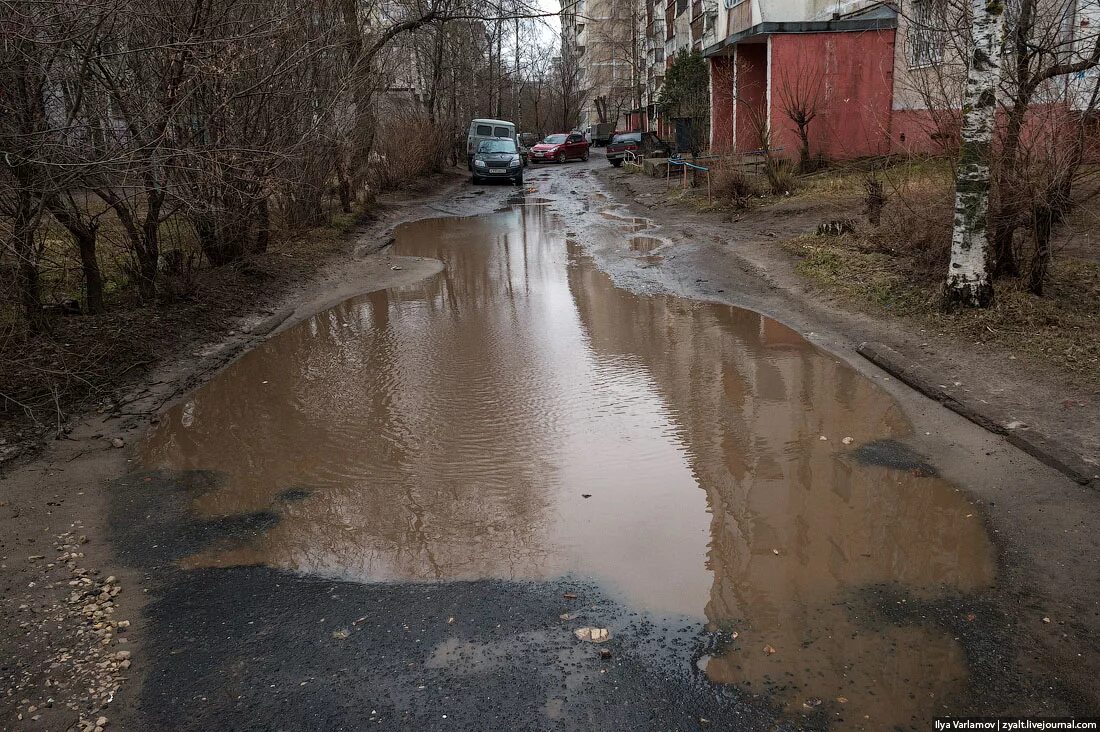 Плохие дороги в россии. Йошкар-Ола плохие дороги. Некрасивая Йошкар-Ола. Йошкар Ола дороги. Плохие дороги в Йошкар Оле.