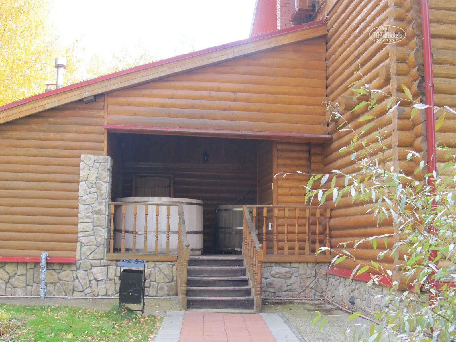 Hotel photos and videos Лагуна Юг. Рейтинг отелей и гостиниц мира TopHotels.