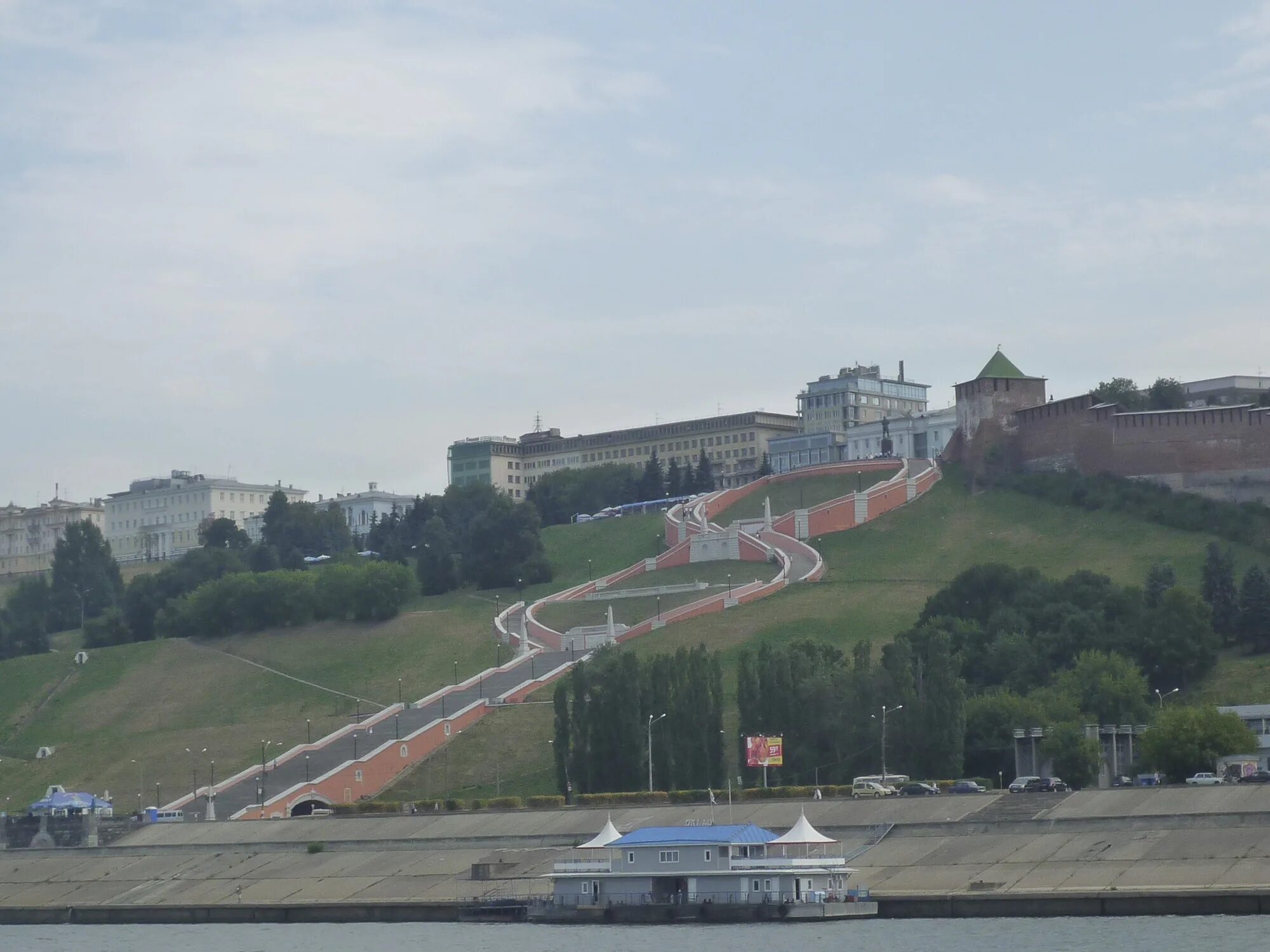 Сколько ступеней в нижнем новгороде. Чкаловская лестница Нижний Новгород. Чкаловская лестница город Горький. Чкаловская лестница 2022. Чкаловская лестница достопримечательности Нижнего Новгорода.