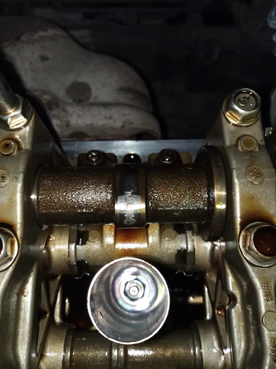 4. Хонда пилот 2 распредвал передний номер. 4 2008. Распредвал хонда срв 2. Распредвал на honda capa.