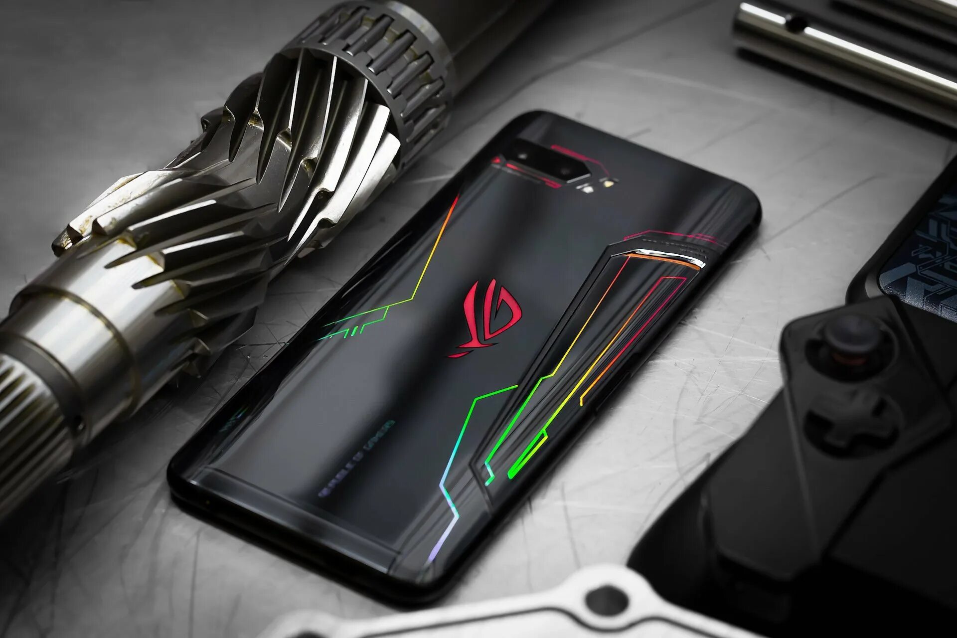 ASUS ROG Phone 7. ASUS ROG Phone 7 Pro. ASUS ROG Phone 4. ASUS ROG Phone 7 Ultimate.