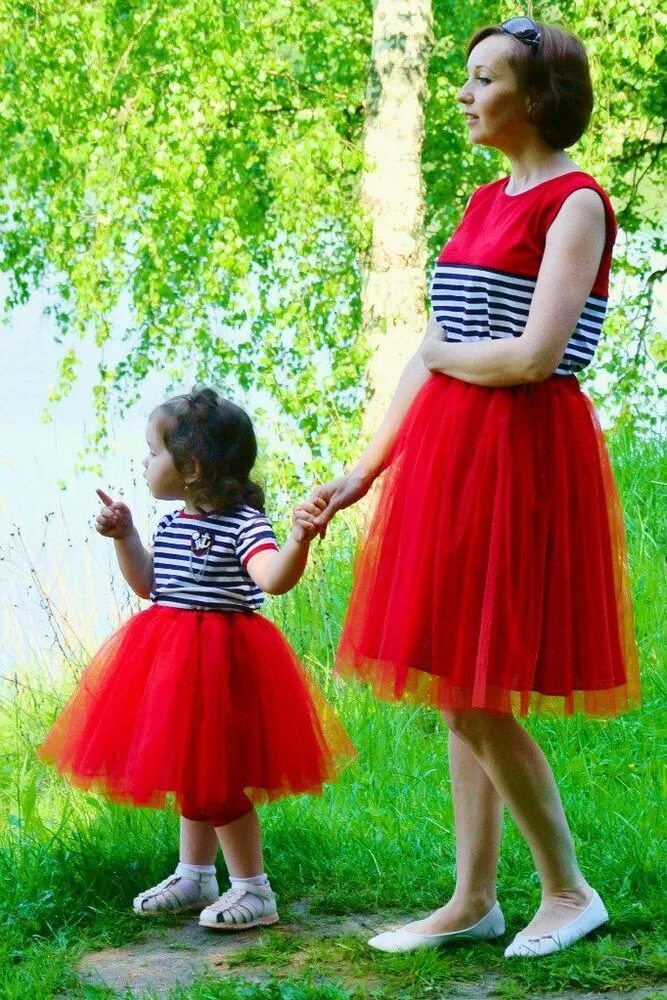 Юбка из фатина. Пышные юбки для мамы и Дочки. Фатиновая юбка красная детская. Красная пышная юбка детская. Юбки мама дочка