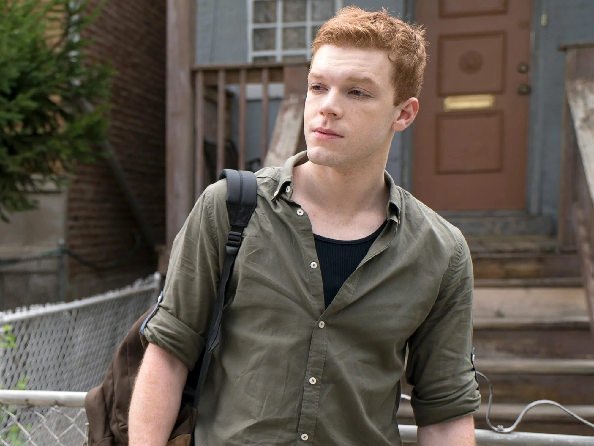 камерон монахэн бесстыжие. йен галлагер. йен галлагер 11 сезон. карл и9 бесстыжих. актер итан каткоски.