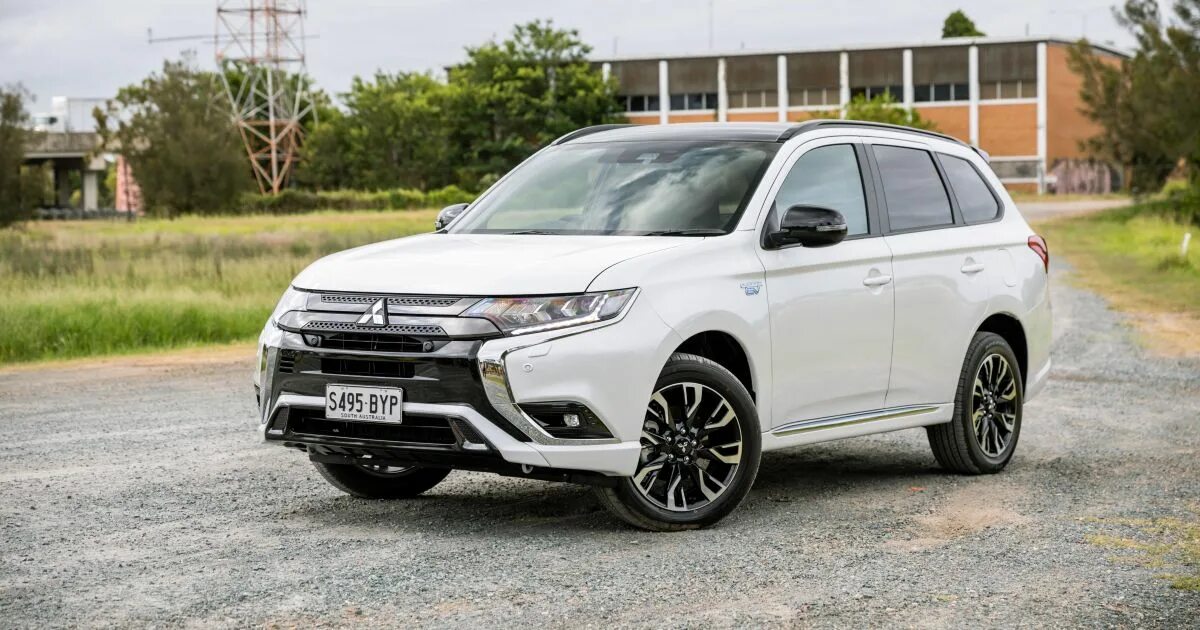Mitsubishi возобновляет в России программы утилизации и Trade-in - КОЛЕСА.ру - а