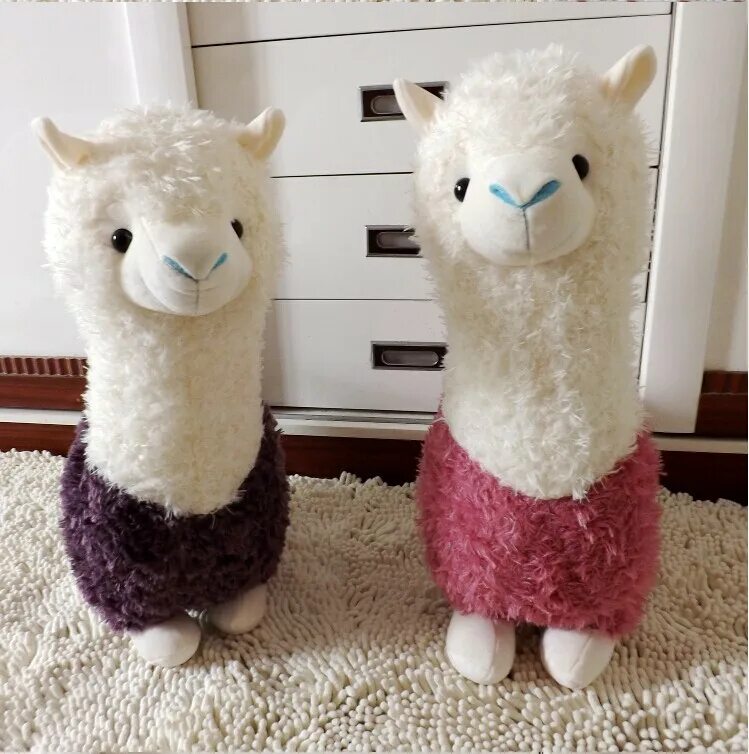 Вязаные игрушки лама альпака. Игрушка лама альпака крючком. Лама шарлотта амигуруми. Альпака амигуруми. Альпака крючком амигуруми.