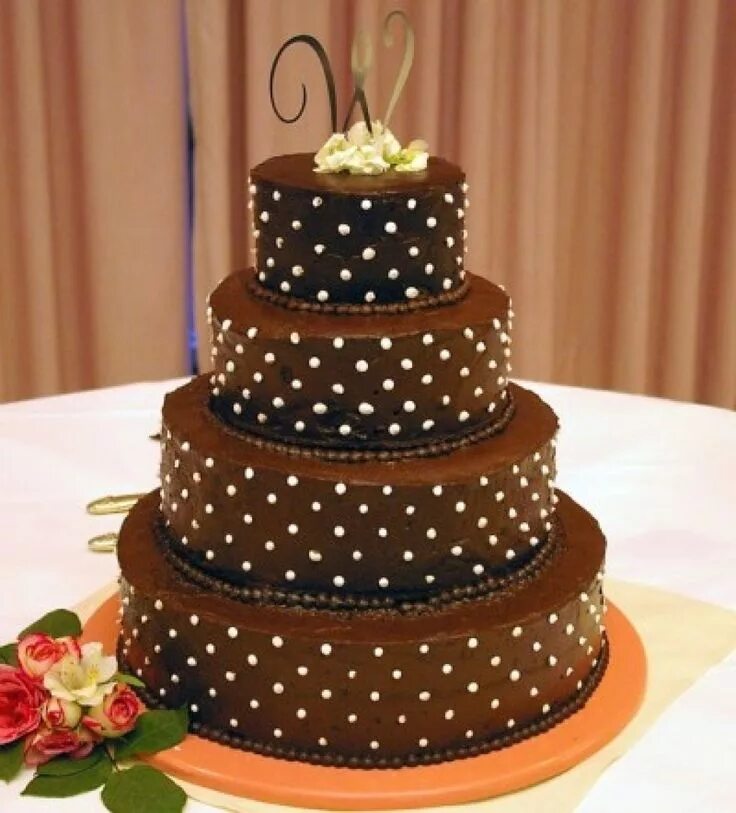 Cake icings. Торт. Шоколадный торт. Красивые торты. Коричневый торт.