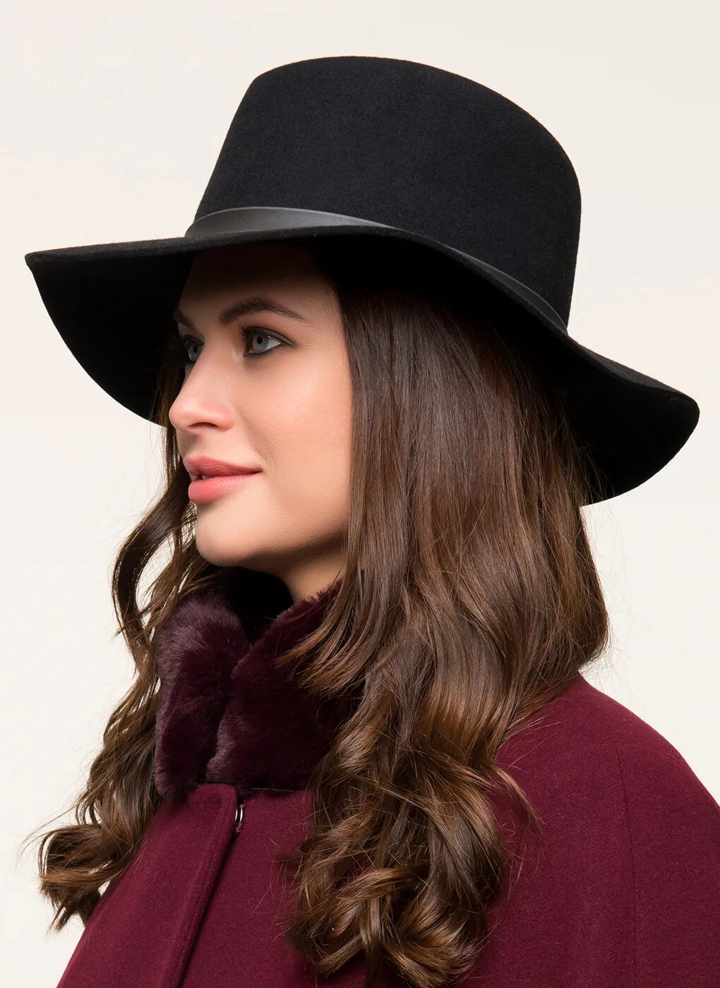 Шляпа женская фетровая с полями. Шляпа фетровая женская. Шляпа женская фетровая с полями. Шляпа женская. Шляпа широкополая скаут 1.
