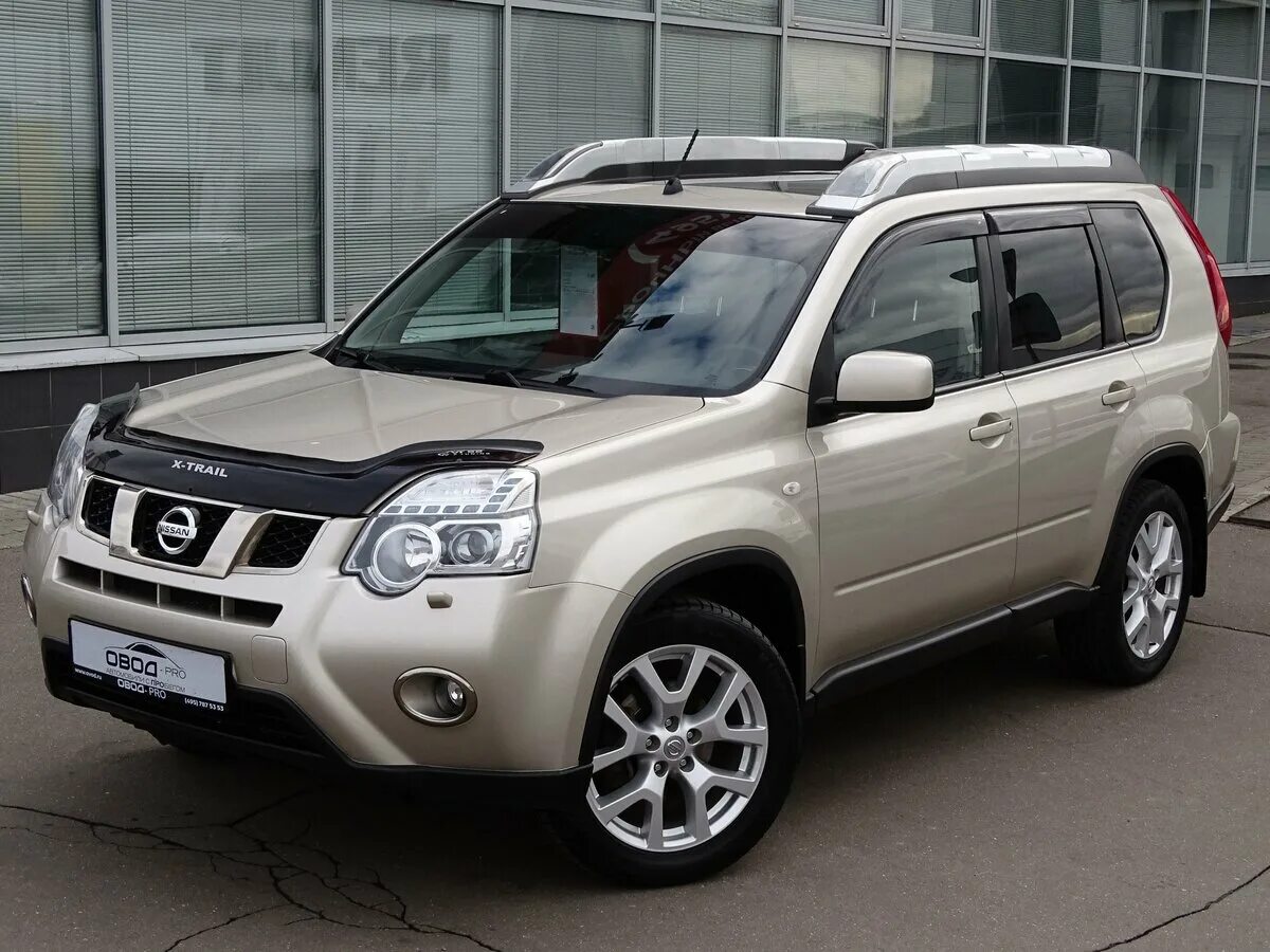 Ниссан х трейл частные объявления. Nissan x-Trail 2011. Nissan x-Trail t31 золотистый. Nissan x Trail 2. Ниссан х-Трейл 2012.