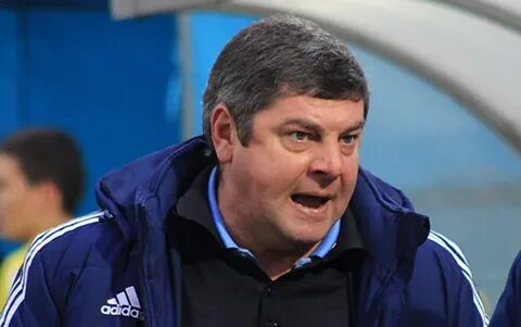 Футболист леонидов