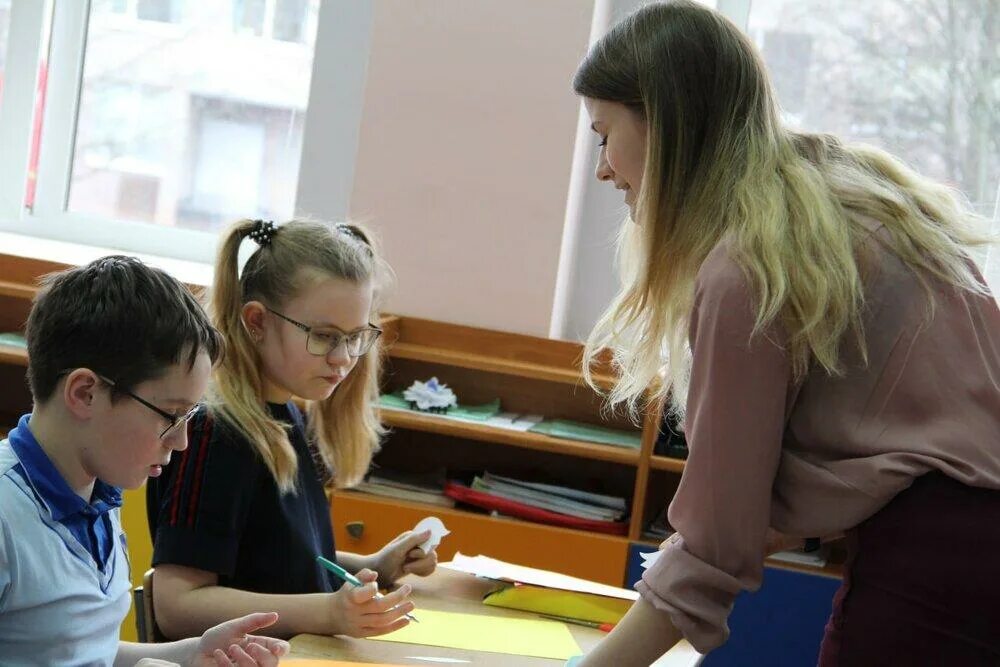 Преподаватель после 9 класса
